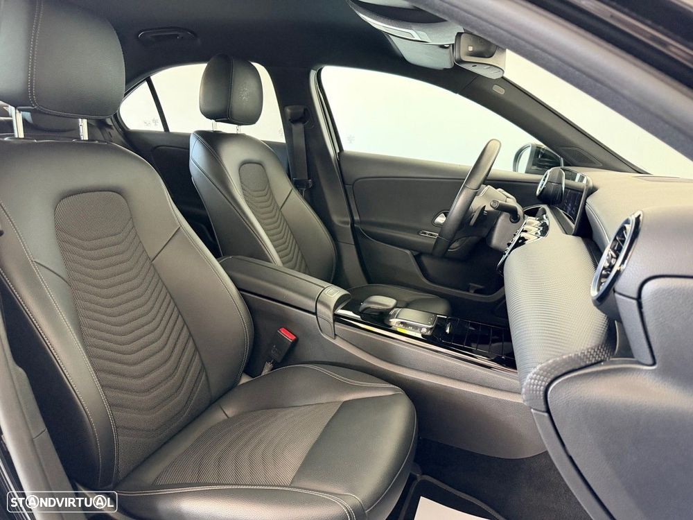 Mercedes-Benz A 250 - 30