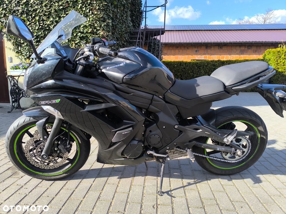 Kawasaki ER - 4