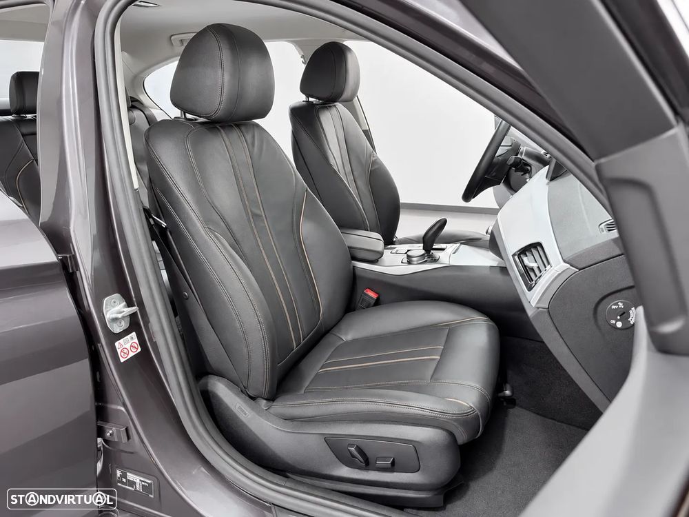 BMW 520 e Line Luxury - 42