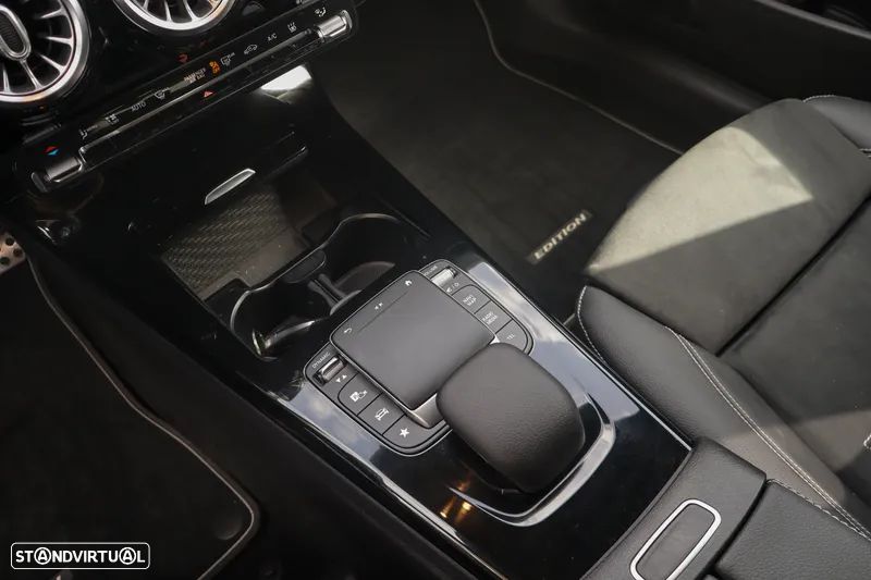 Mercedes-Benz CLA 250 - 21
