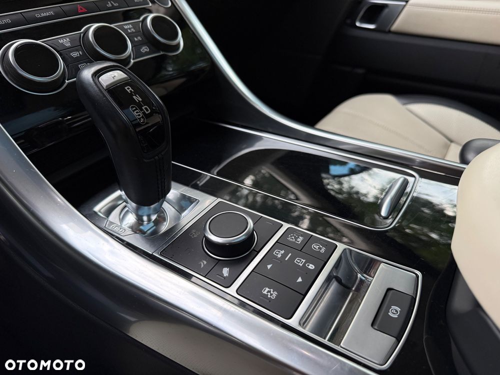 Land Rover Range Rover Sport 3.0 V6 HSE Dynamic - 25
