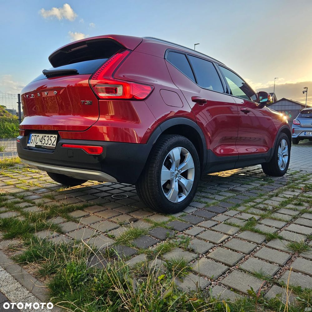 Volvo XC 40 T3 Momentum Pro - 12