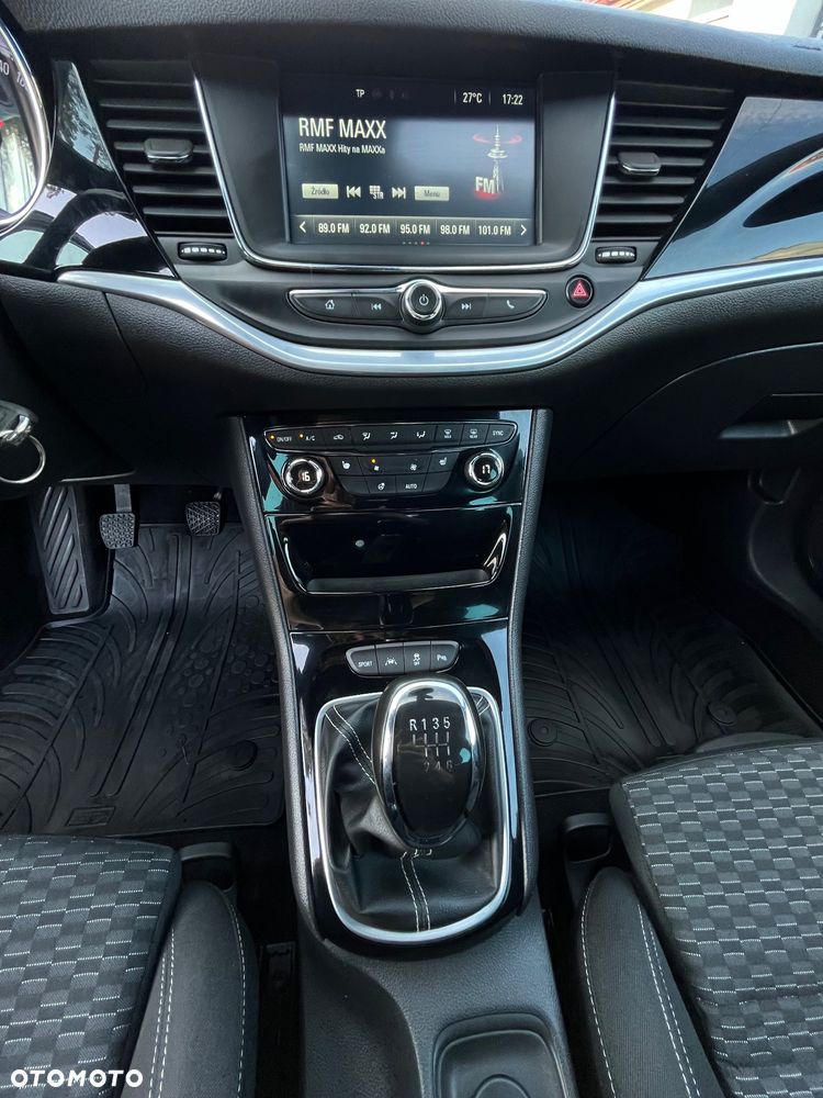 Opel Astra 1.4 T Elite - 17