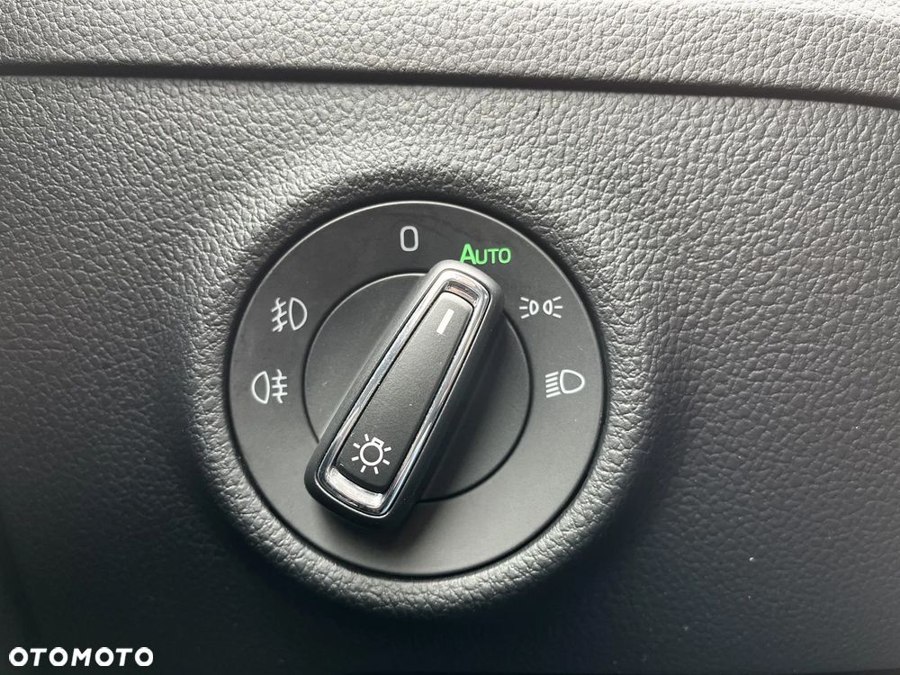 Skoda Superb 2.0 TDI SCR 4x4 Ambition DSG - 34