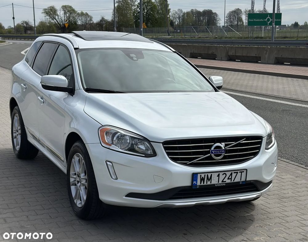 Volvo XC 60 T5 Geartronic Momentum - 1