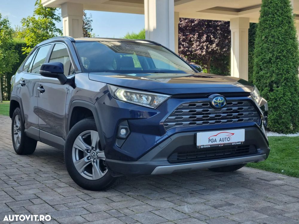 Toyota RAV4 - 8