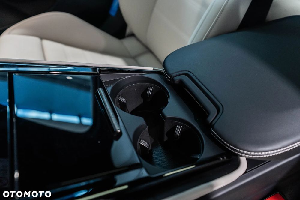 Porsche Panamera 4S E-Hybrid PHEV - 32