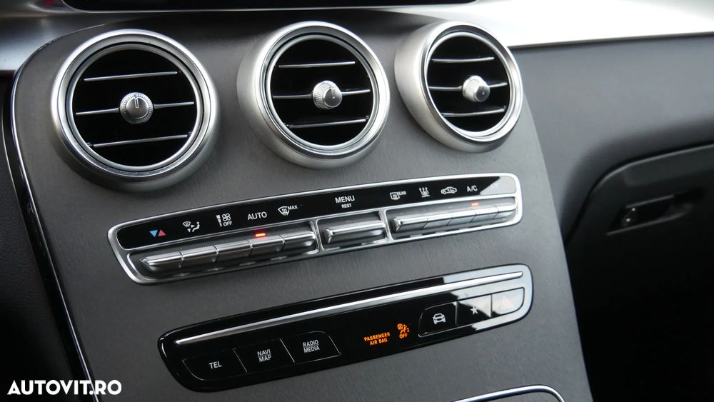 Mercedes-Benz GLC Coupe 300 4Matic 9G-TRONIC AMG Line - 19