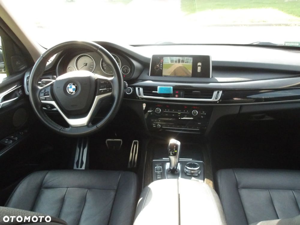 BMW X5 xDrive40d - 10