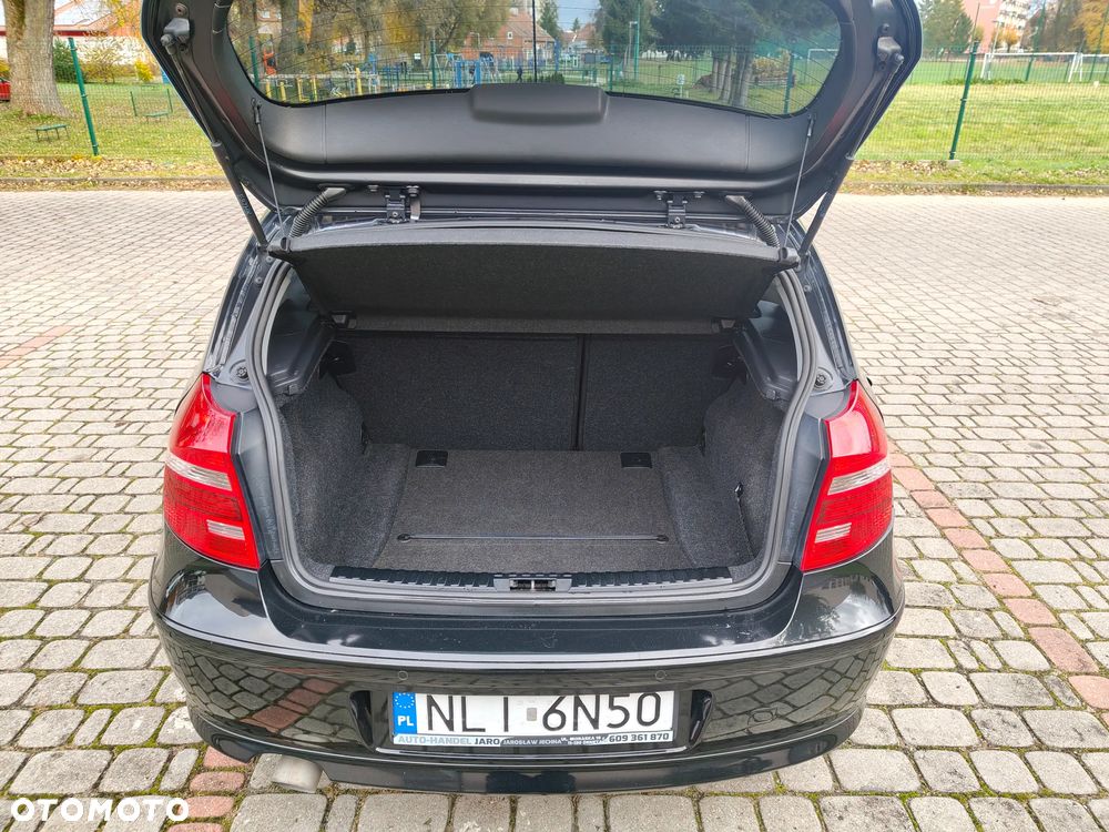 BMW Seria 1 118d Sport Line - 13