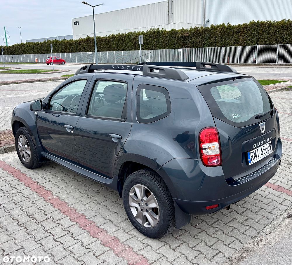 Dacia Duster 1.6 SCe Laureate S&S - 9
