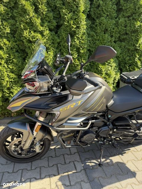 QJMOTOR 900 S - 16