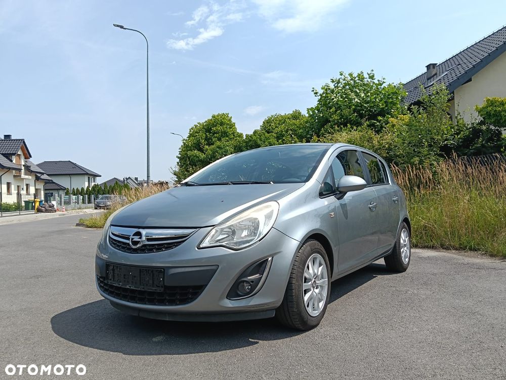 Opel Corsa 1.2 16V Cosmo - 1