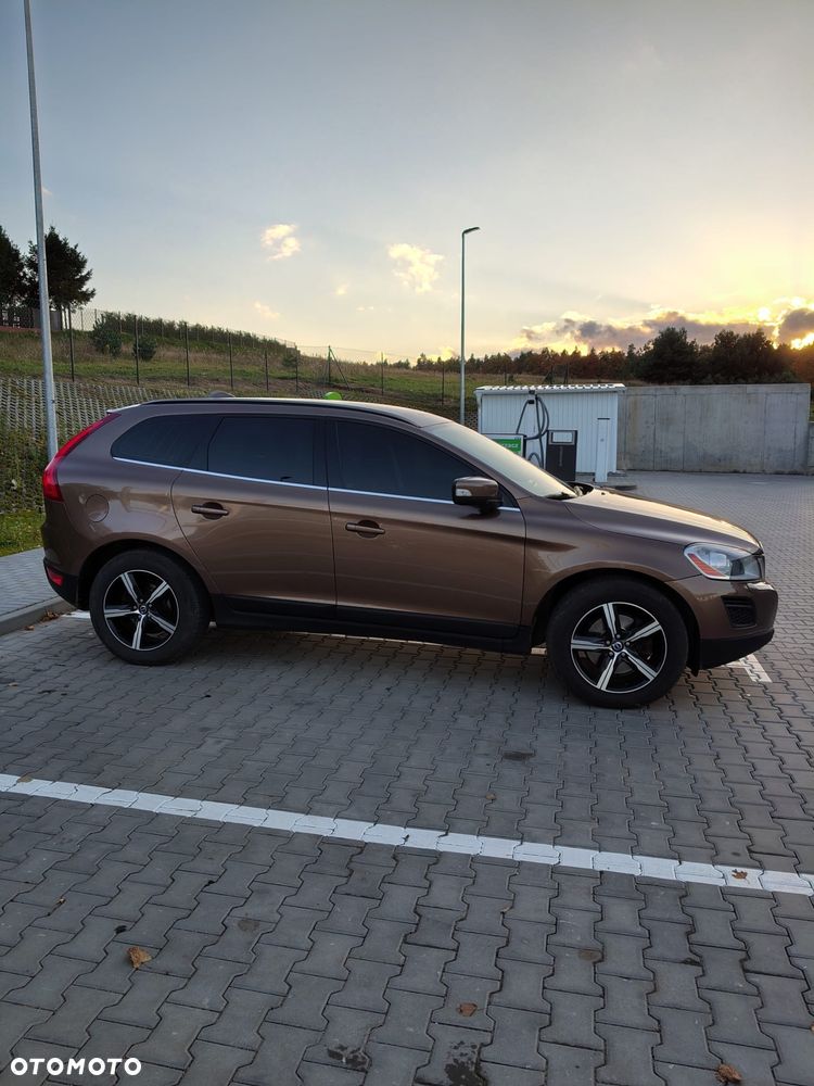 Volvo XC 60 - 1