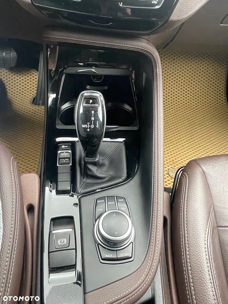 BMW X1 sDrive20d - 19