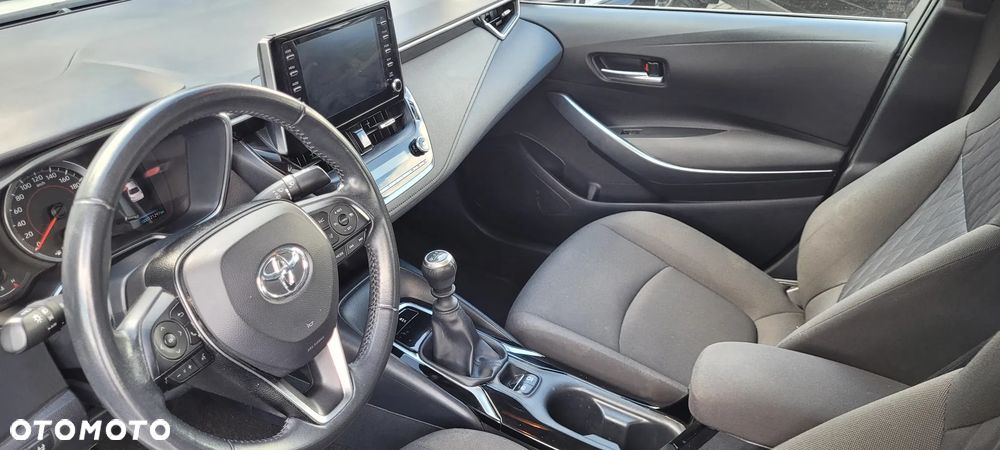 Toyota Corolla 1.6 Comfort - 9