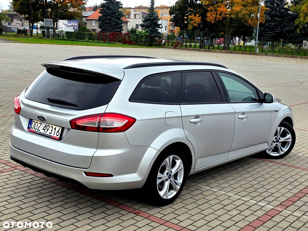 Ford Mondeo 2.0 TDCI Champions Edition - 4