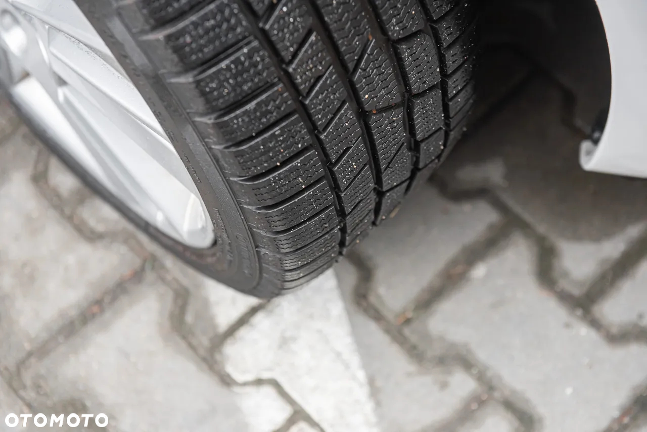 Skoda Octavia 2.0 TDI RS - 29