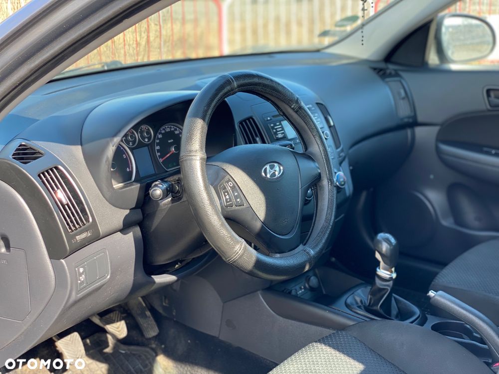 Hyundai i30 1.6 CRDi Base - 13