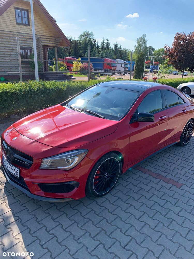 Mercedes-Benz CLA 45 AMG 4Matic 7G-DCT - 3
