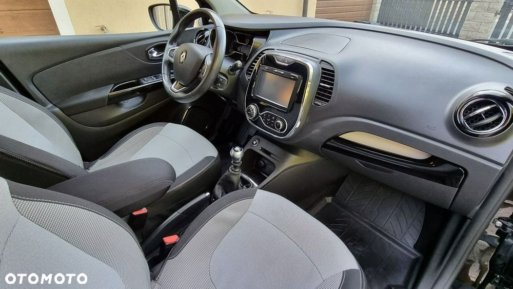 Renault Captur - 16