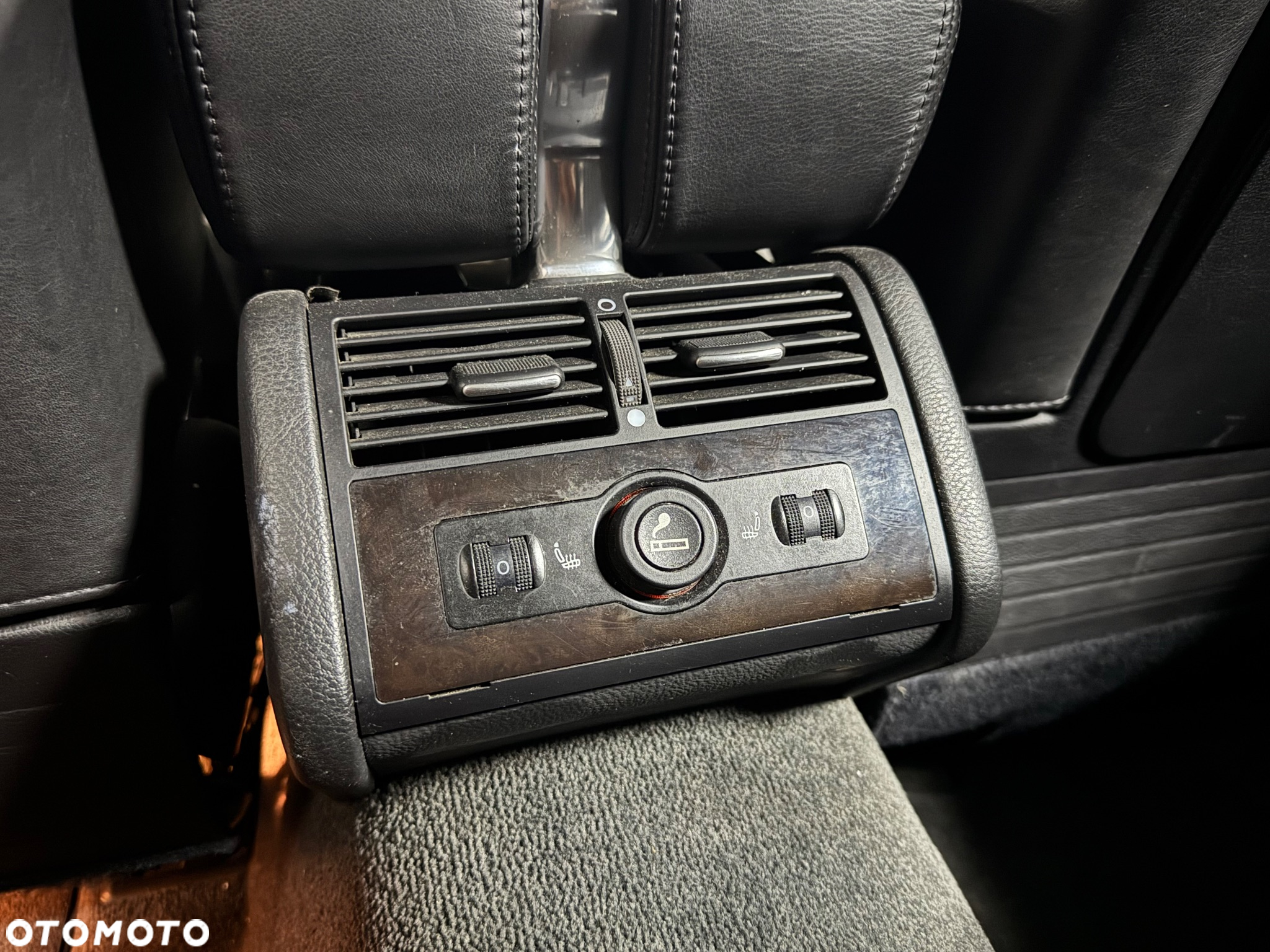 Audi S8 - 8