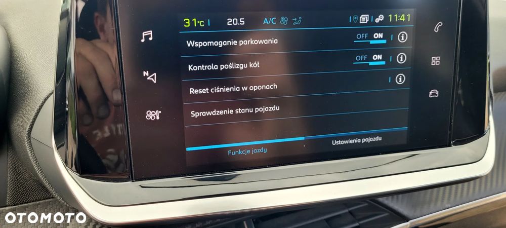 Peugeot 208 Elektromotor 136 GT Pack - 28