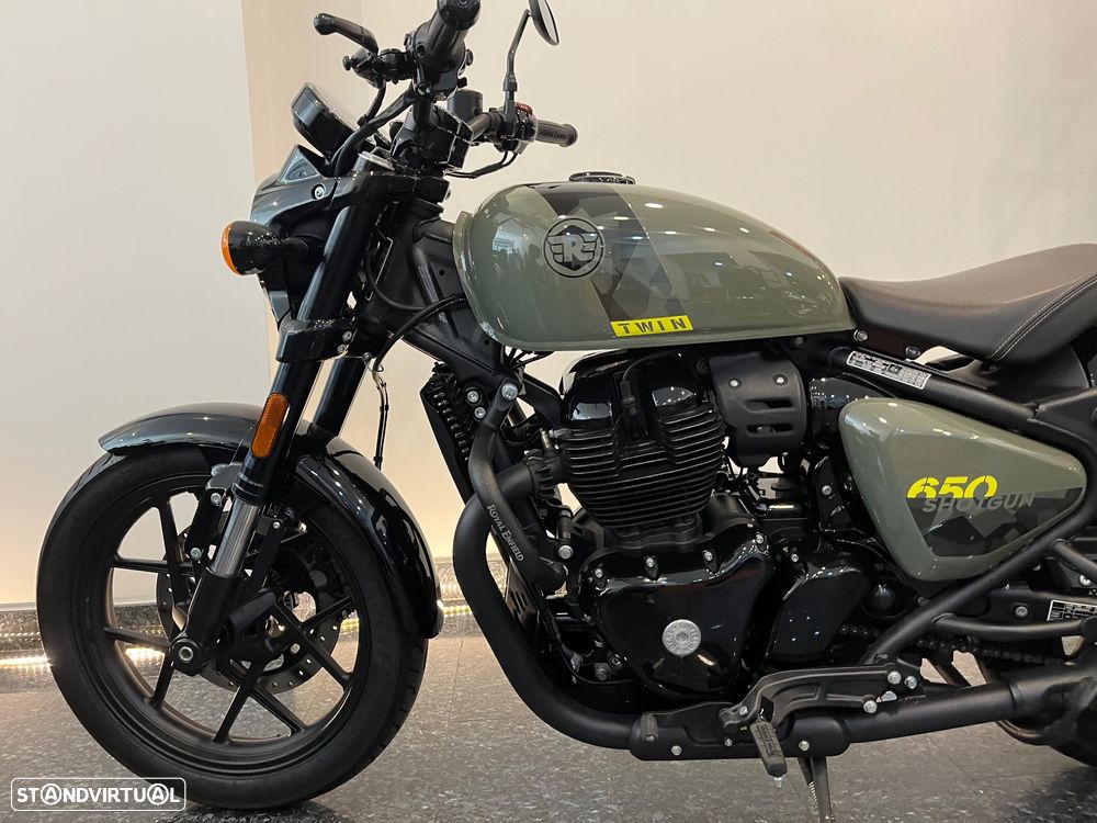 Royal Enfield Interceptor 650 Shotgun - 1