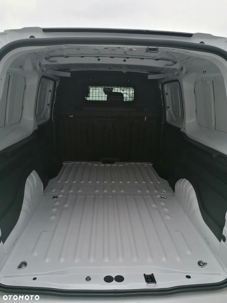 Peugeot Partner Furgon Long 950kg BlueHDi 130 KM - 6