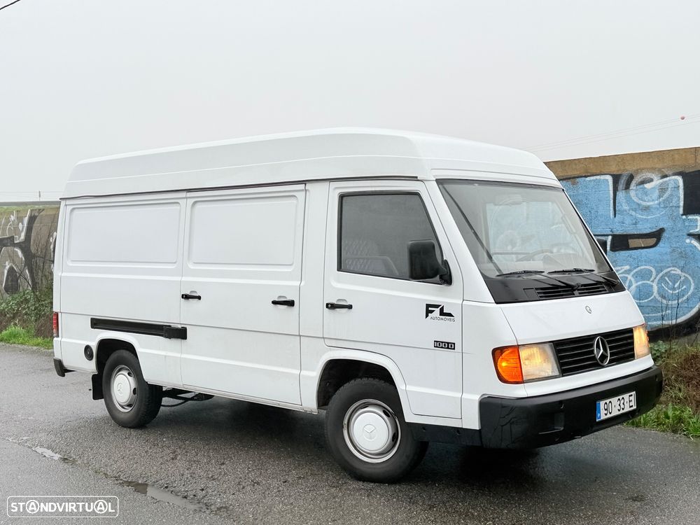 Mercedes-Benz MB100D - 6