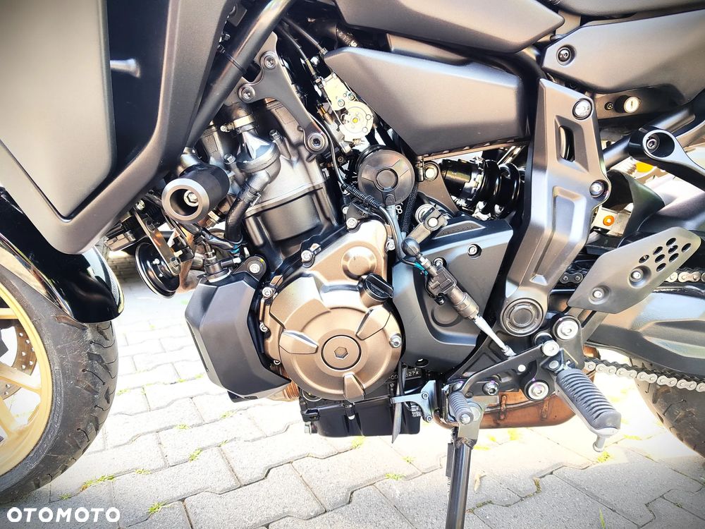 Yamaha MT - 12
