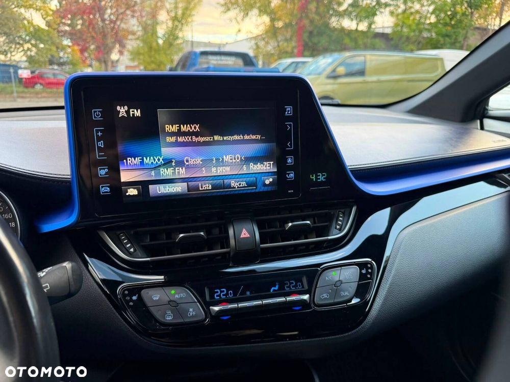 Toyota C-HR 1.2 T Premium - 26