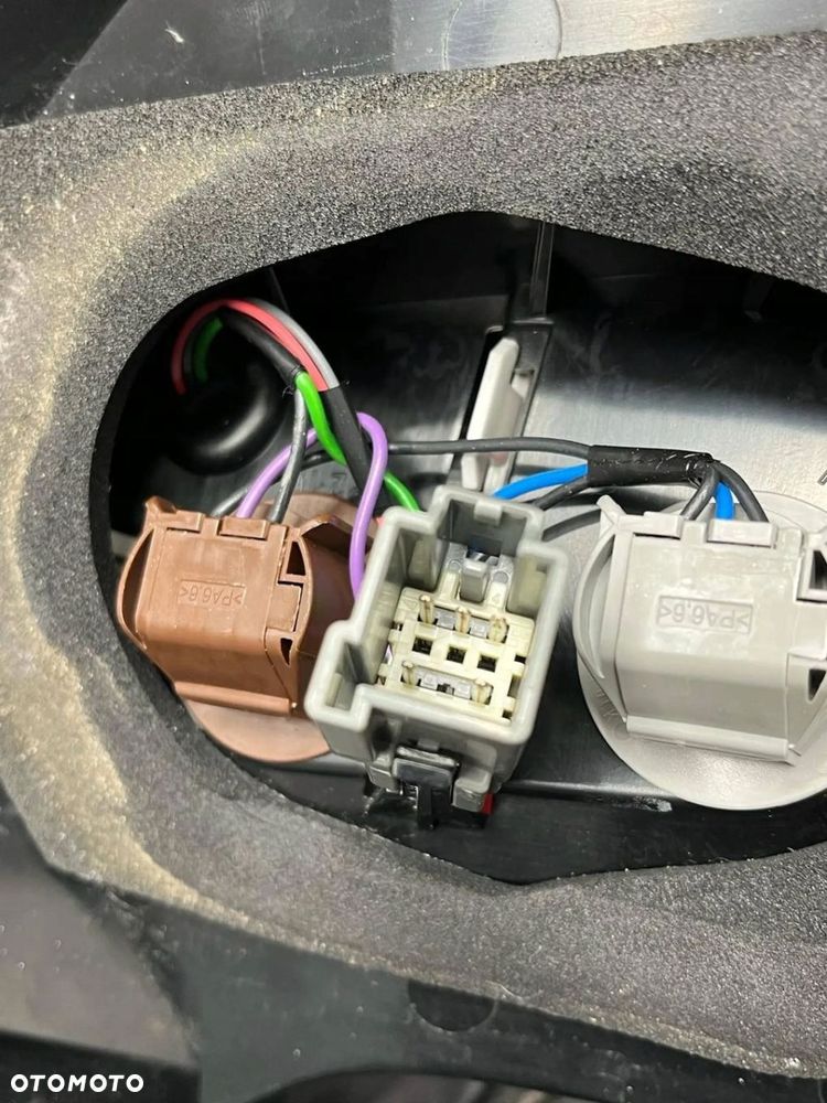 Volvo XC60 I Lift lampa lewa tył tylna 31323034 - 12