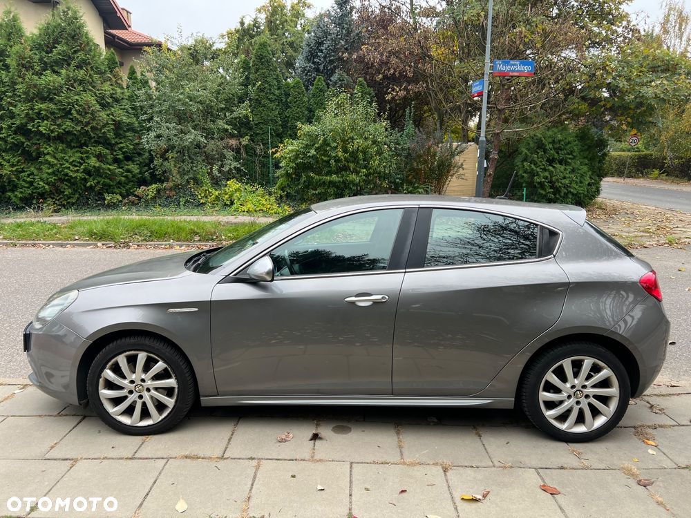 Alfa Romeo Giulietta 2012 photo 3