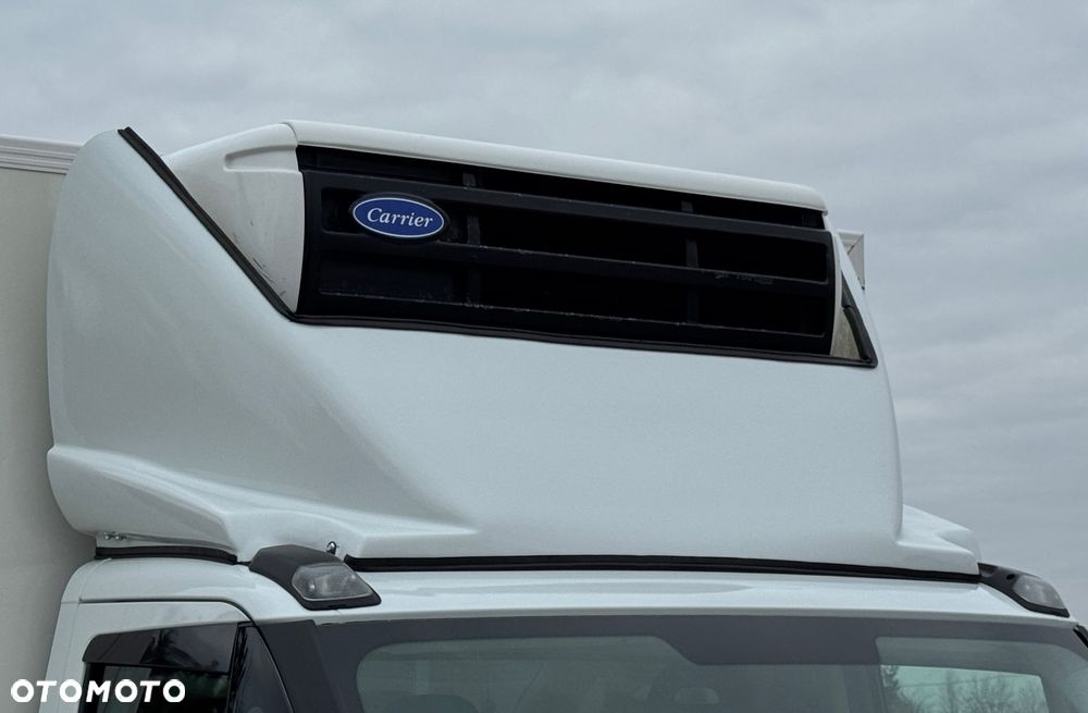 Iveco Daily‼️35/50C18‼️3.0 HI-MATIC Chłodnia/Mroźnia zakres -29C/+20C Grzanie Carrier XARIOS 500 Grube Ściany/Podłoga Przegroda komorowa‼️ na bliźniaku Poduszki Pneumatyczne DMC3500kg Zewnętrzne źródło zasilania 400V - 14