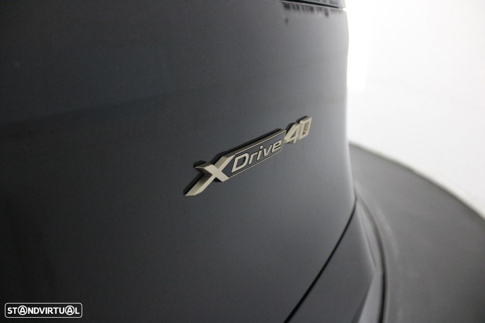 BMW iX xDrive 40 Pack Desportivo - 45