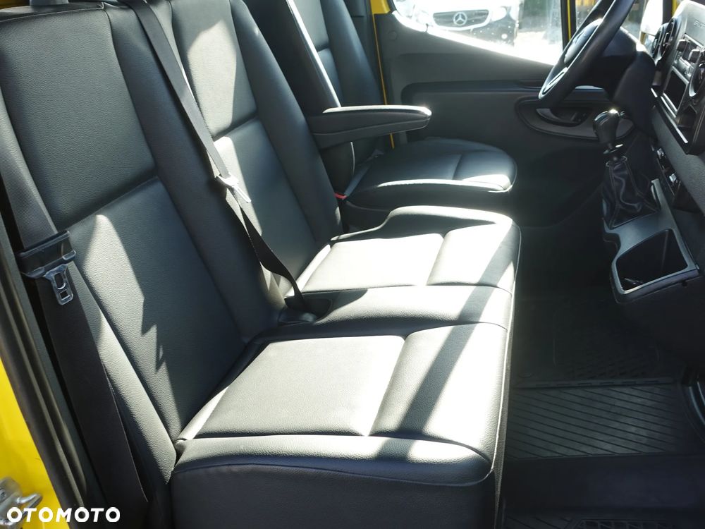 Mercedes-Benz SPRINTER - 8