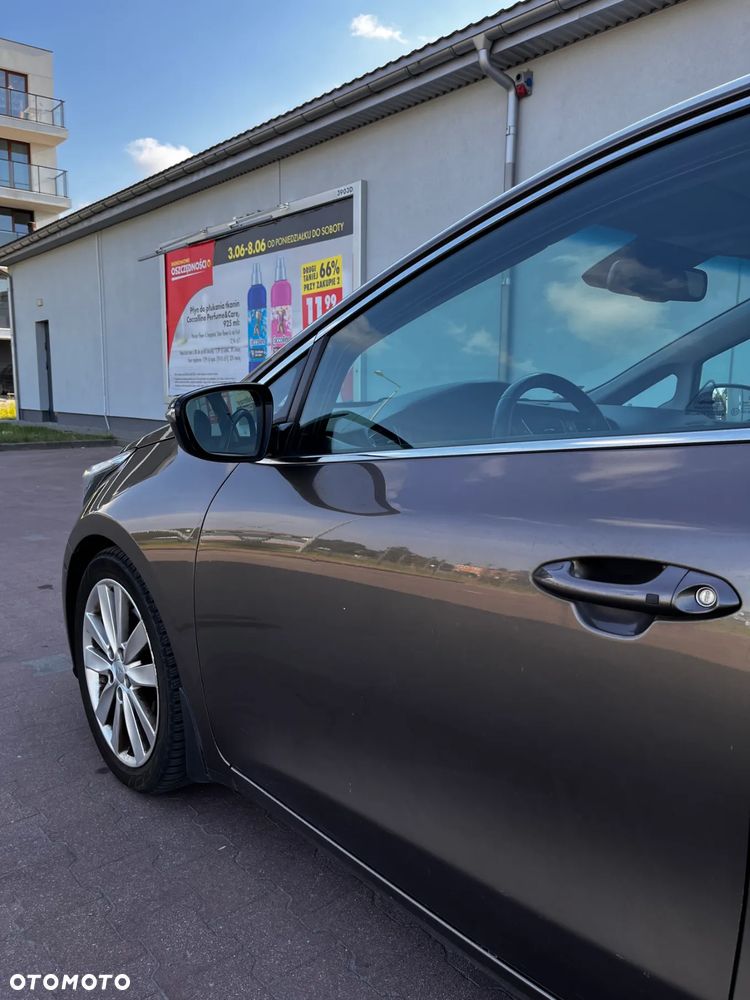 Kia Ceed Cee'd 1.6 GDI L DCT - 11