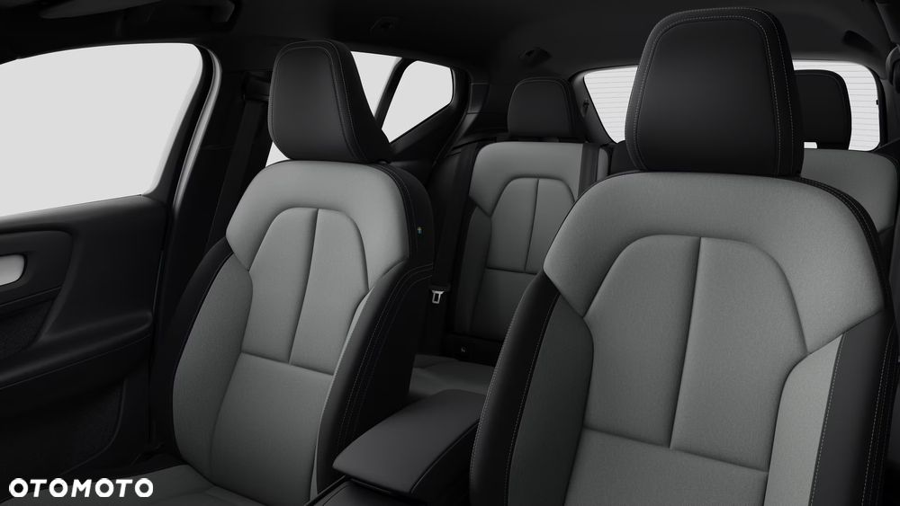 Volvo XC 40 B3 Plus Dark - 5