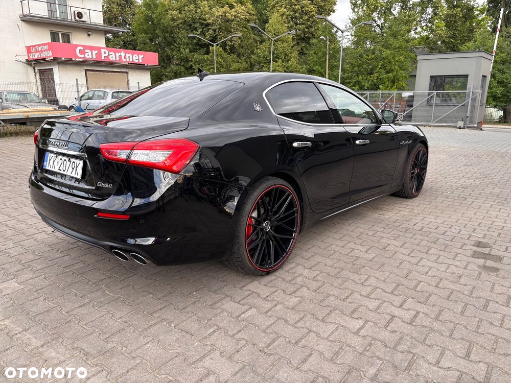 Maserati Ghibli S - 3