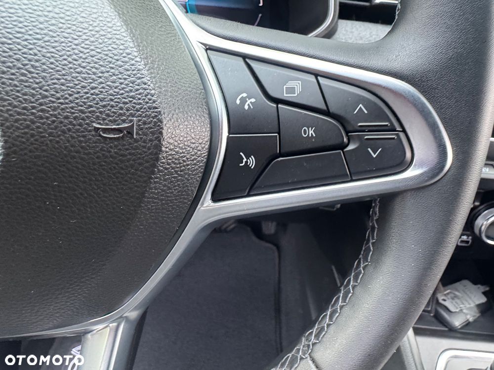 Renault Clio - 21