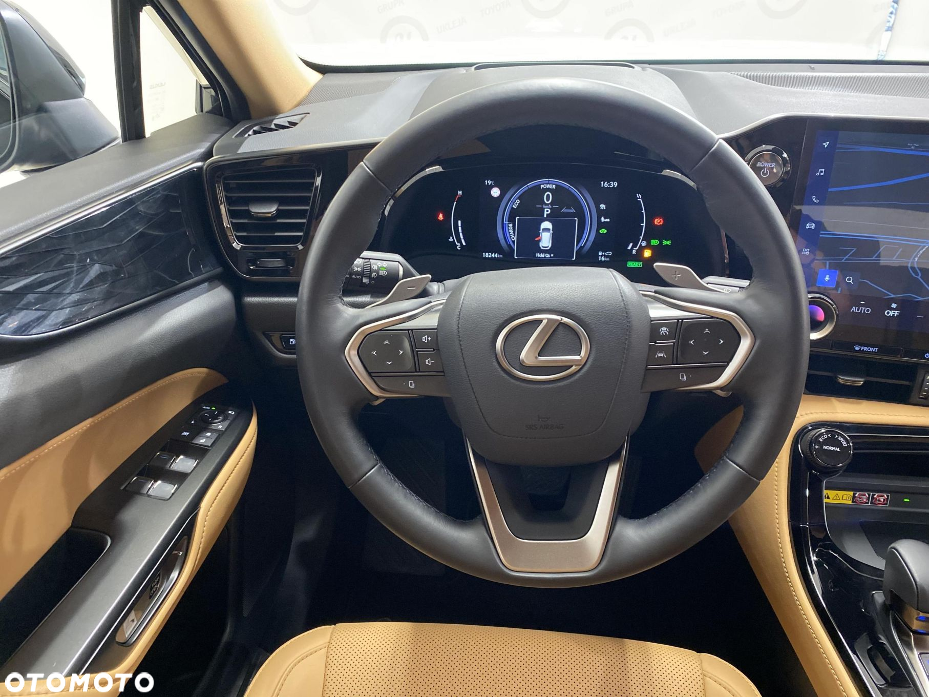 Lexus NX - 11