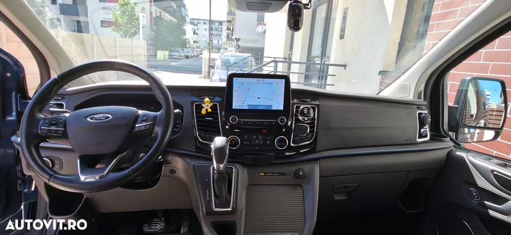 Ford Tourneo Custom - 15