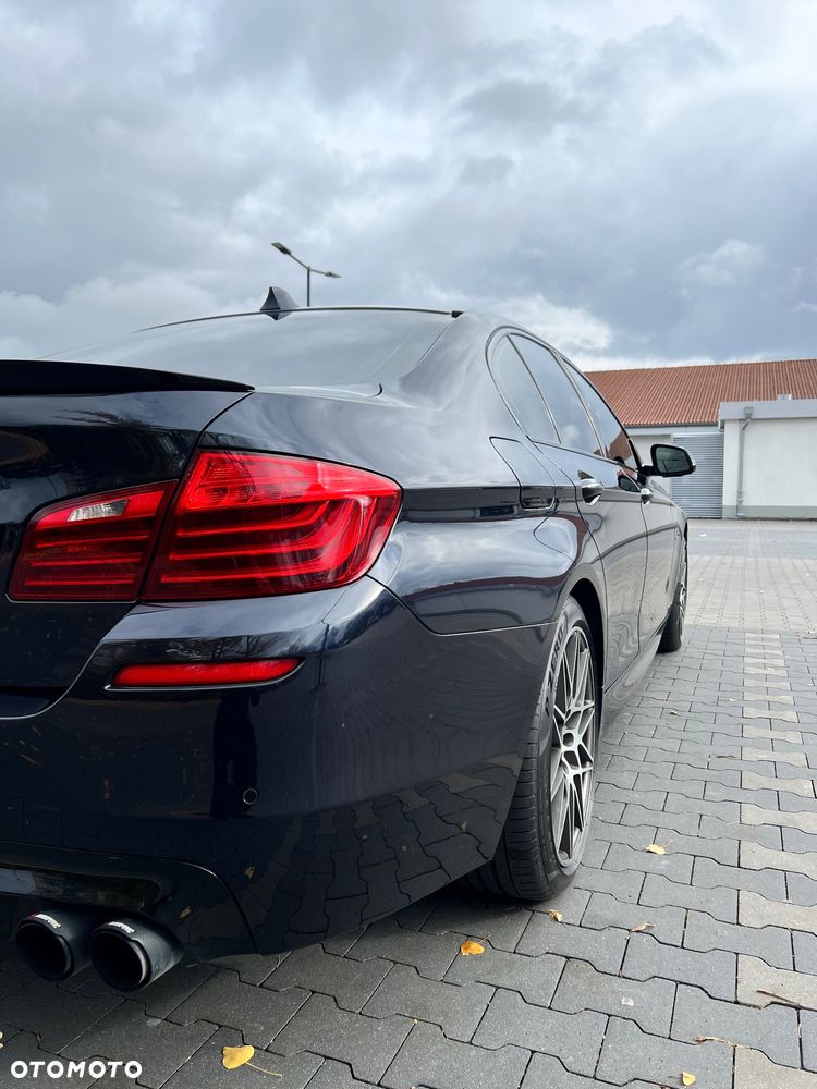 BMW Seria 5 535i xDrive - 9