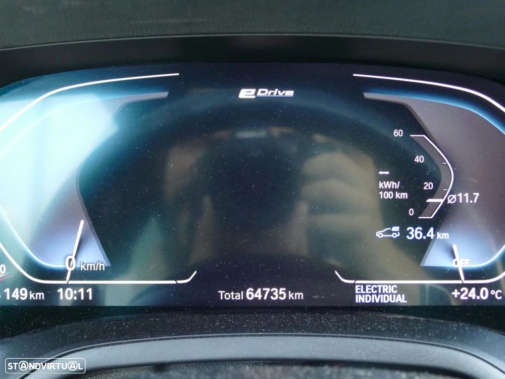 BMW 330 e Pack Desportivo M Auto - 21