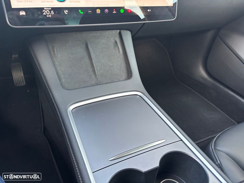 Tesla Model 3 Long Range Tração Traseira - 27