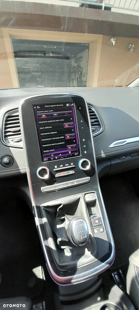 Renault Scenic - 15