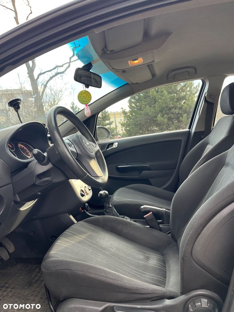 Opel Corsa - 10