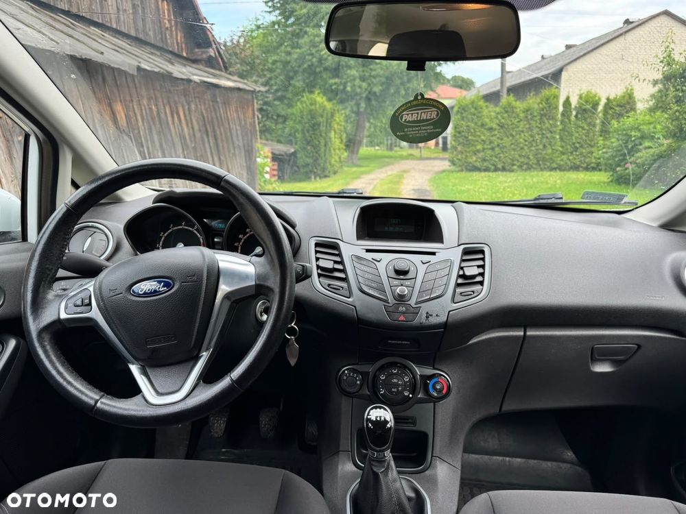 Ford Fiesta 1.25 Trend EU5 - 6