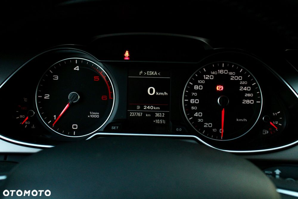 Audi A4 Avant 2.0 TDI DPF Attraction - 16